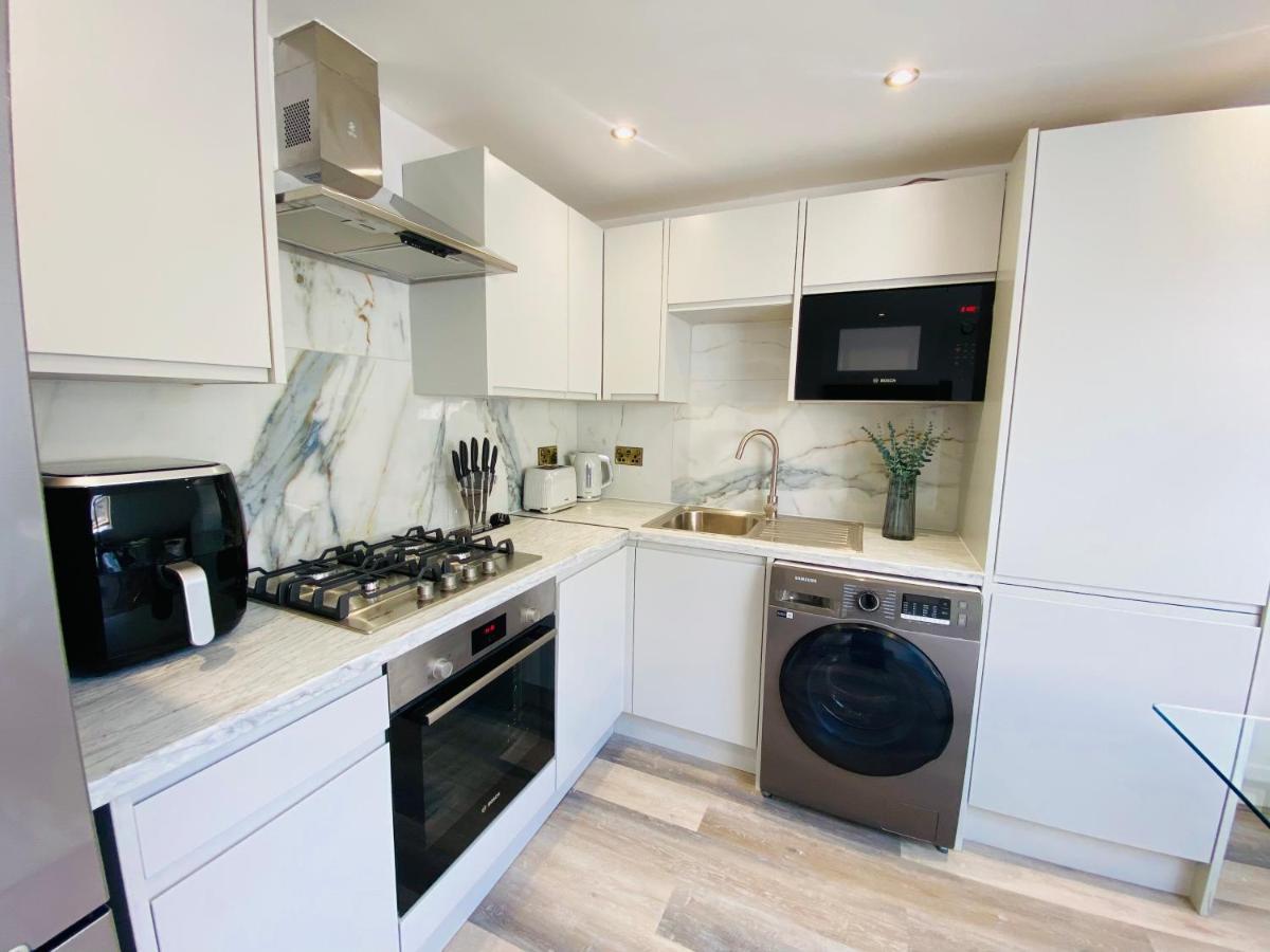 Apartment In Stepney Green Лондон Экстерьер фото